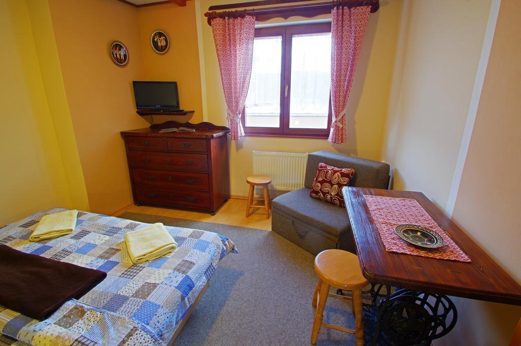 Yellow Paradise House Hrabušice エクステリア 写真