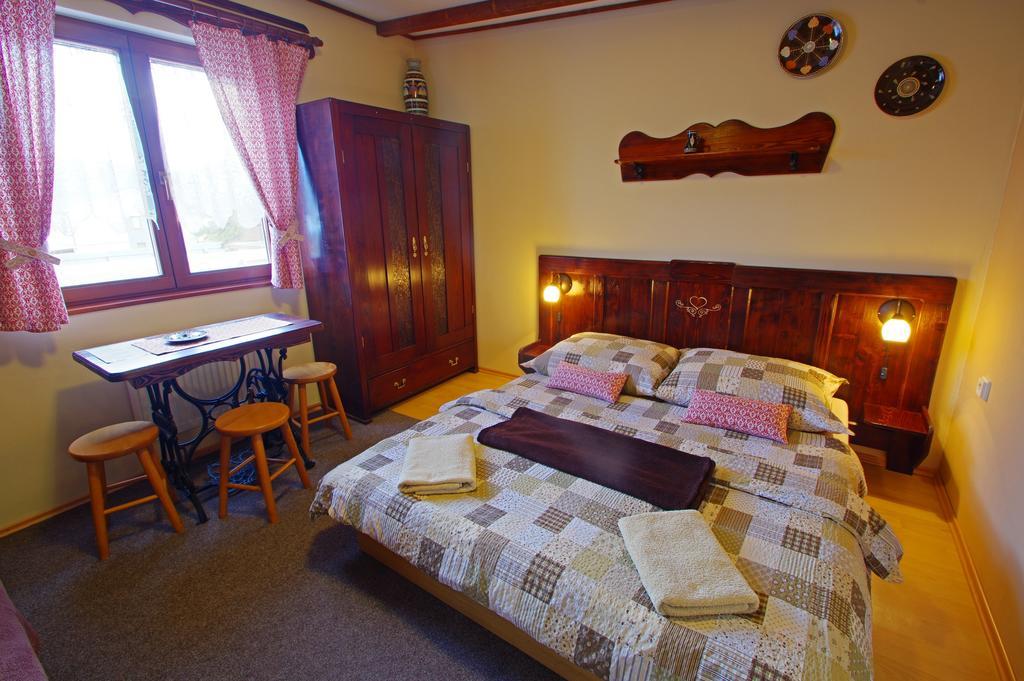 Yellow Paradise House Hrabušice エクステリア 写真