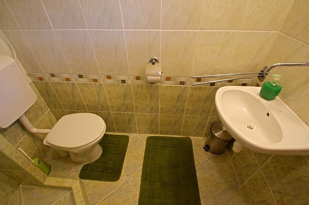 Yellow Paradise House Hrabušice エクステリア 写真