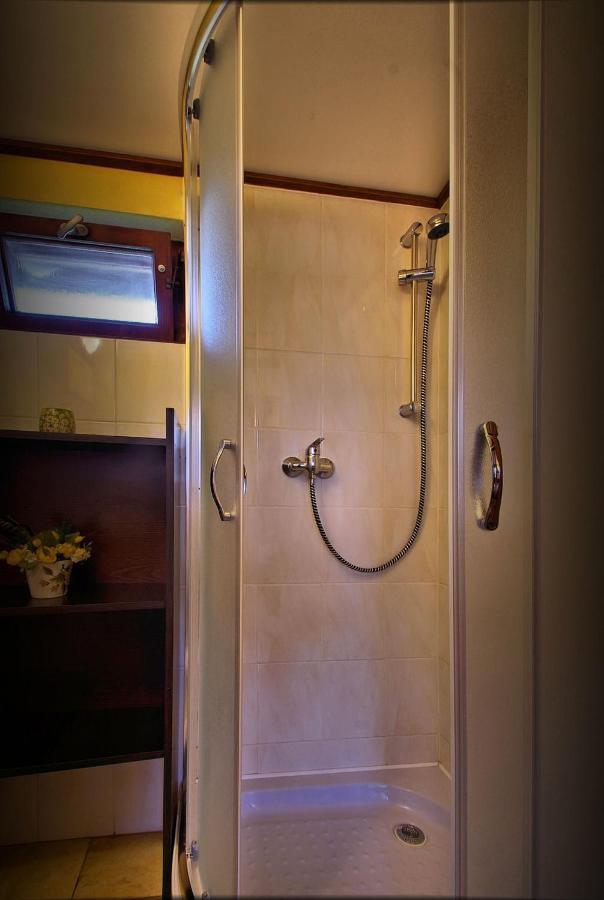 Yellow Paradise House Hrabušice 部屋 写真