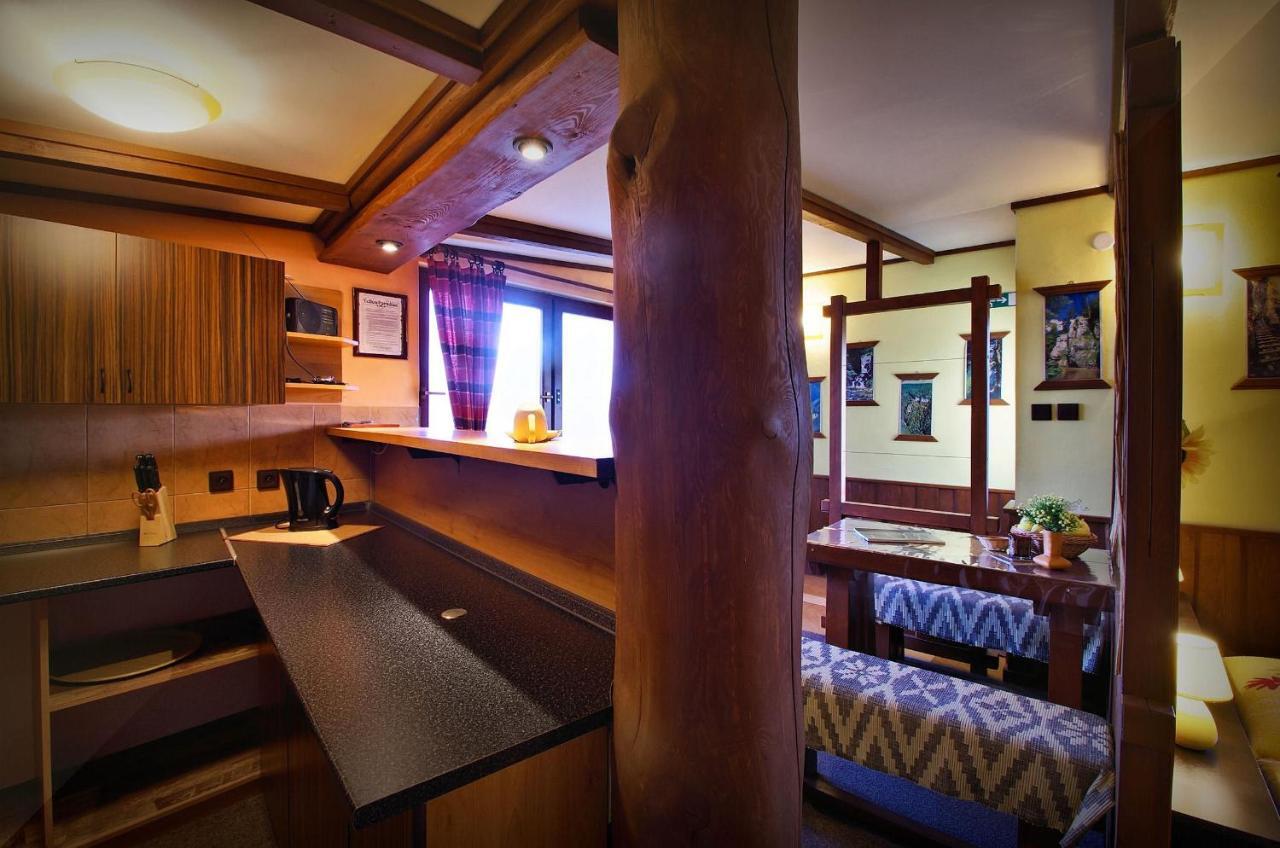Yellow Paradise House Hrabušice 部屋 写真