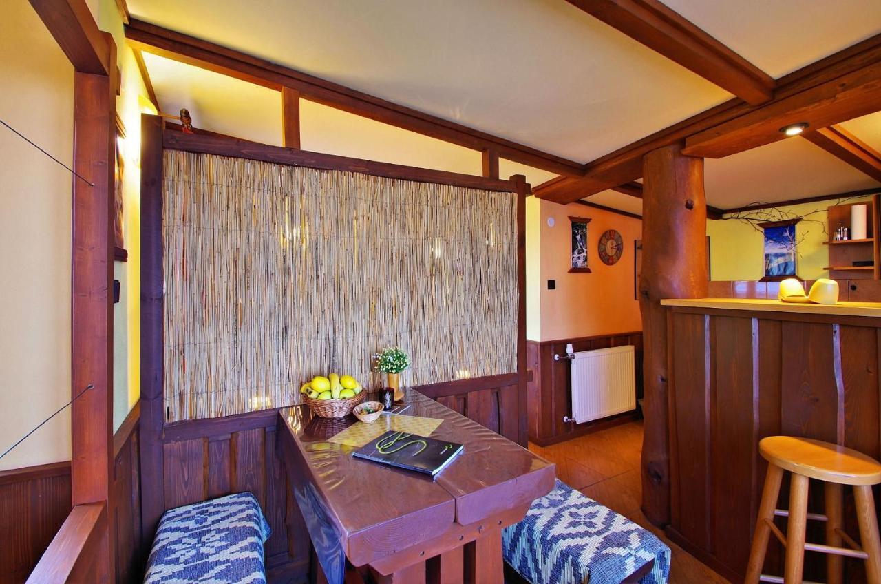 Yellow Paradise House Hrabušice 部屋 写真